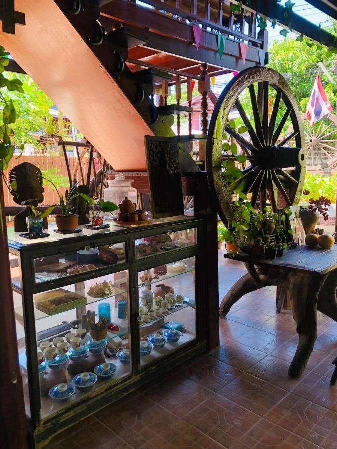 Banthai Guesthouse Phetchaburi Eksteriør billede