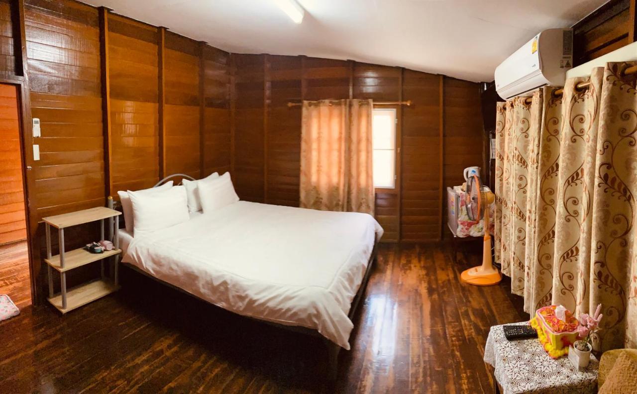 Banthai Guesthouse Phetchaburi Eksteriør billede