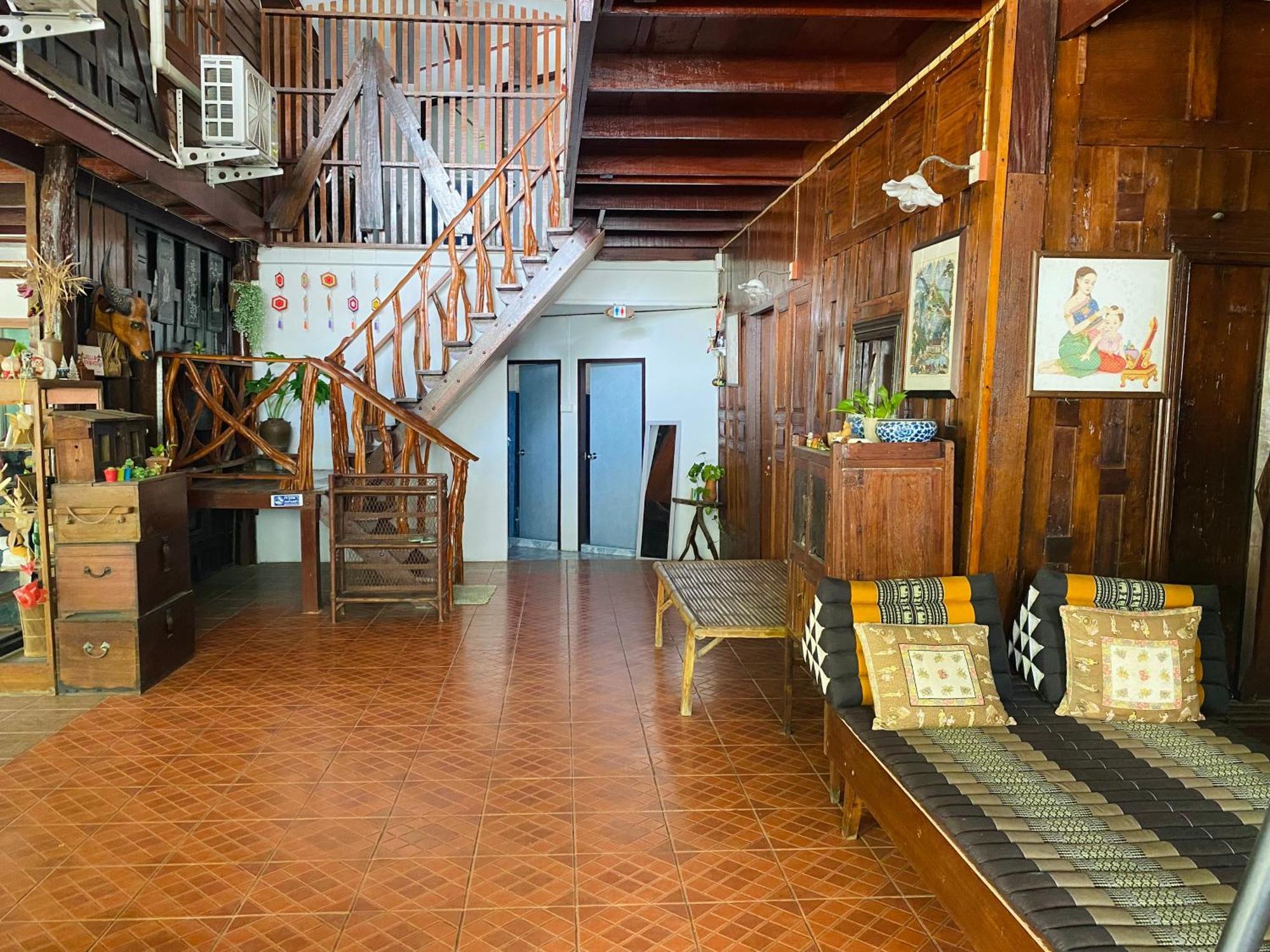 Banthai Guesthouse Phetchaburi Eksteriør billede