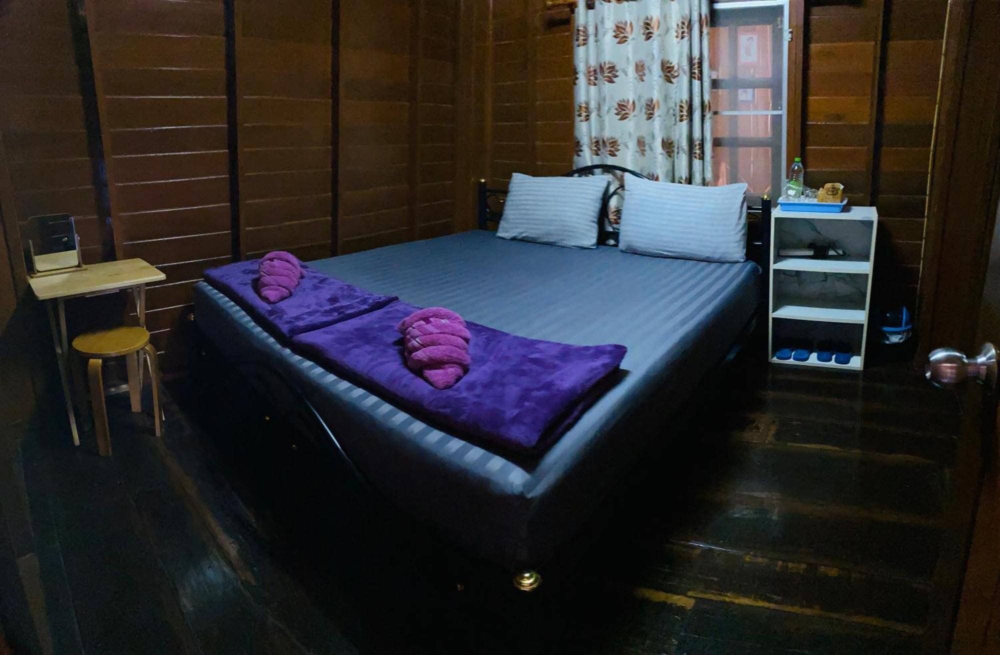 Banthai Guesthouse Phetchaburi Eksteriør billede
